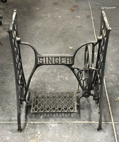 Antique Vintage Cast Iron Singer Treadle Sewing Machine Base Table Legs Stand