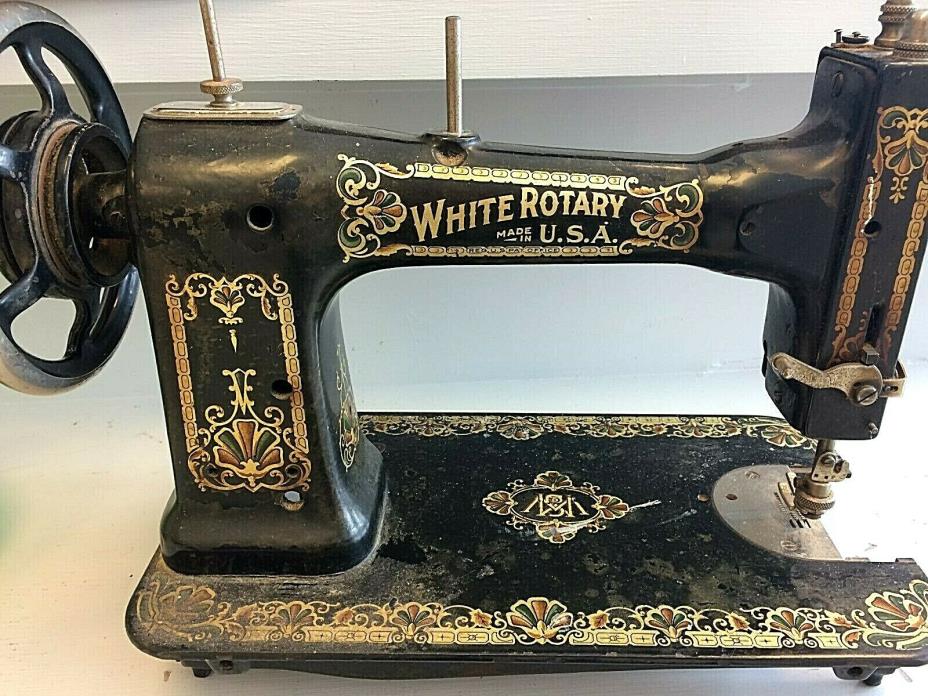 Vintage White Rotary Sewing Machine Model FR 3071505