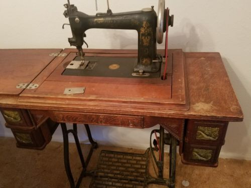 Antique Wheeler And Wilson Sewing Machine 1892