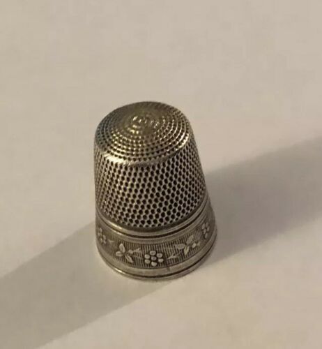 Antique Fluted Sterling Silver Thimble Size 10 by Simons Bros. Co. Floral