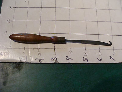 Vintage item: sewing hook
