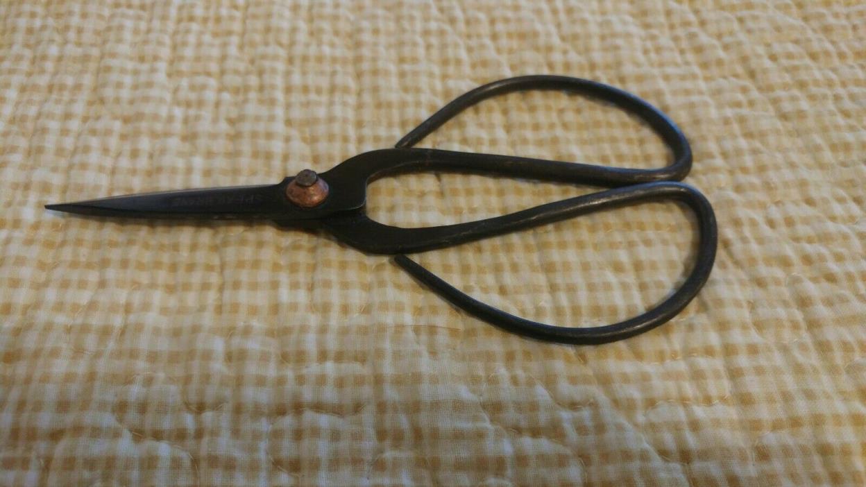 VINTAGE SPEAR BRAND SEWING SCISSORS  - 6 1/2