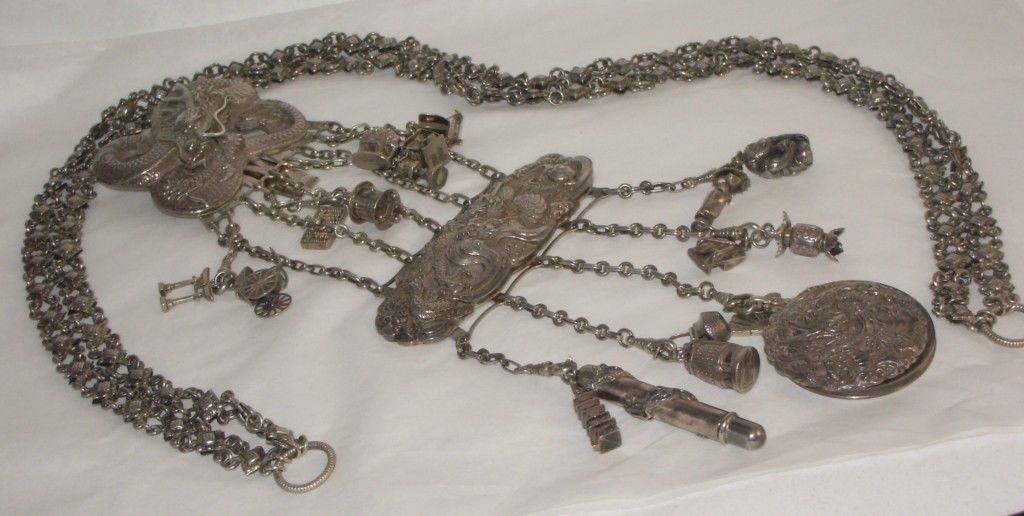 A 19th Century Rare Chinese silver dragon chatelaine opium necklace chain READ