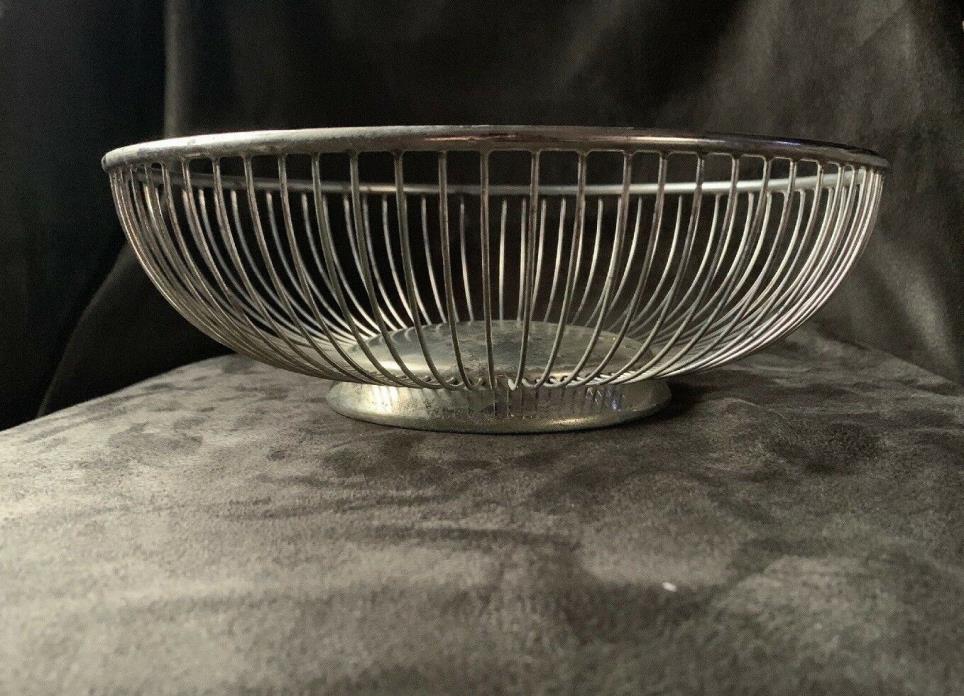 Vintage 1960s Silverplate Bread Basket Made in Italy Overall Diameter 10