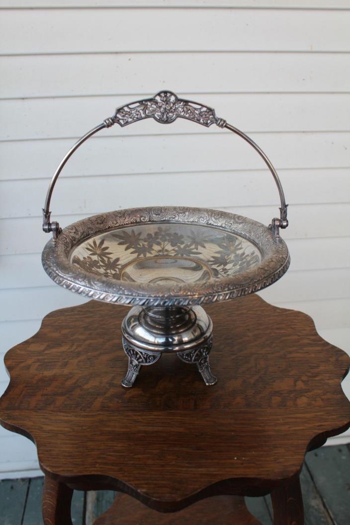 ANTIQUE SILVERPLATED CENTER PIECE TABLE CAKE FRUITS STAND MERIDEN B COMPANY 1712