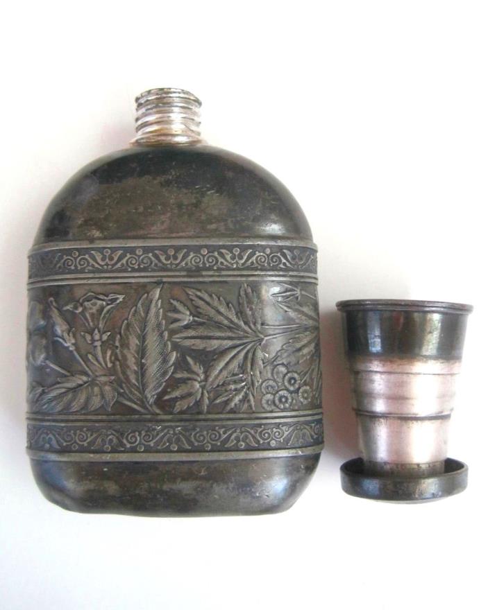 ANTIQUE SILVER PLATE ORNATE ENGRAVED FLASK WITH COLLAPSIBLE SHOT GLASS LID