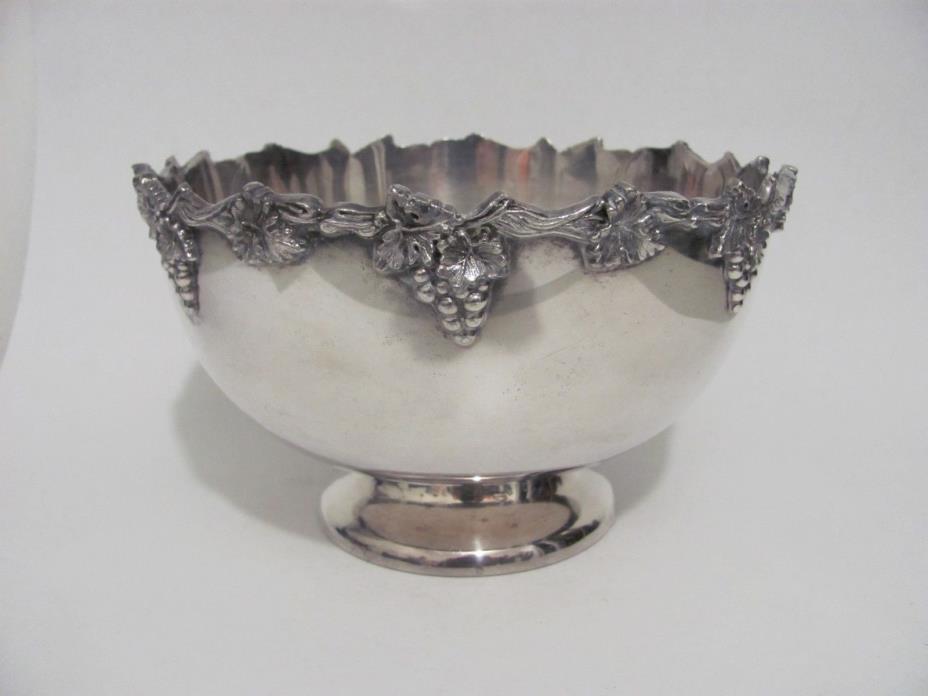 Old English Reproduction Silver Plated Grape & Vine Centerpiece Bowl