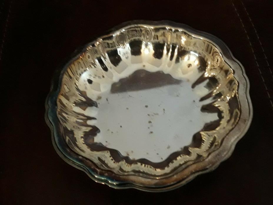 WM A Rogers candy dish