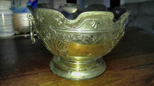 Silver plated candy dish approximately 5 inch in diameter vintage