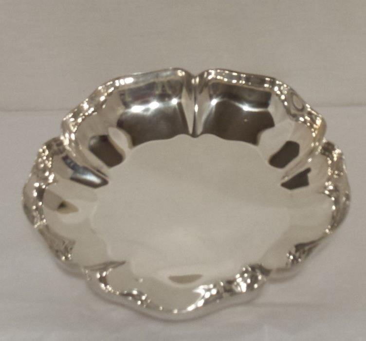 WALLACE SILVERPLATE 6.75
