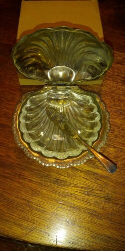 Eales of Sheffield England Silver Plate Clam Shell Butter Dish & Glass Insert 4”