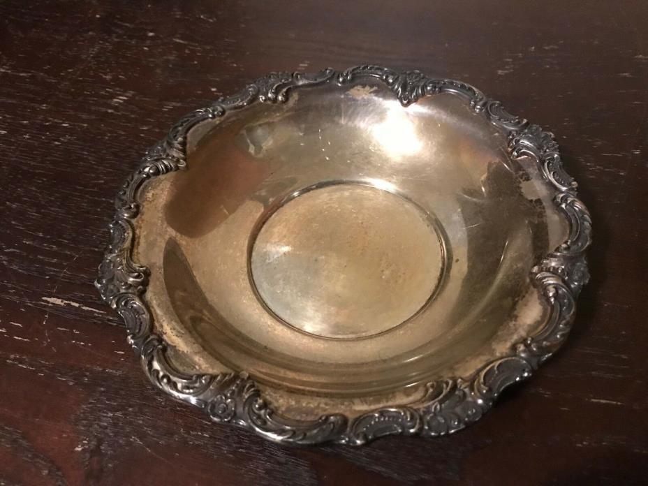 VINTAGE REED & BARTON SILVER PLATED CANDY DISH -- #1100 TARA HALL COLLECTION