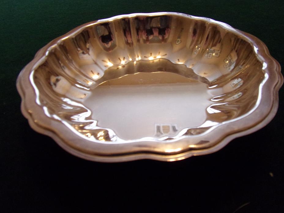 Vintage Oneida Ltd./Wm. A Rogers Silver-Plated Candy/Nut Dish