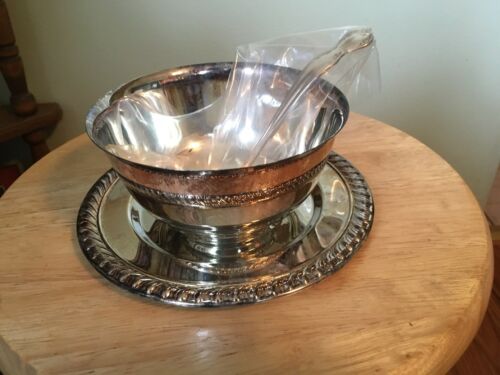 SILVERPLATE GRAVY BOWL, Spoon And Platter