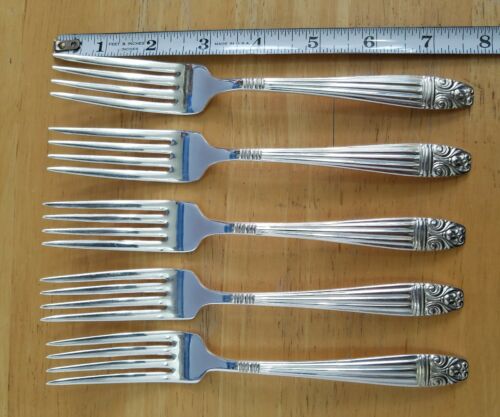 LOT OF 5 HARMONY HOUSE PLATE VINTAGE 1944 DANISH QUEEN SILVER PLT DINNER FORKS