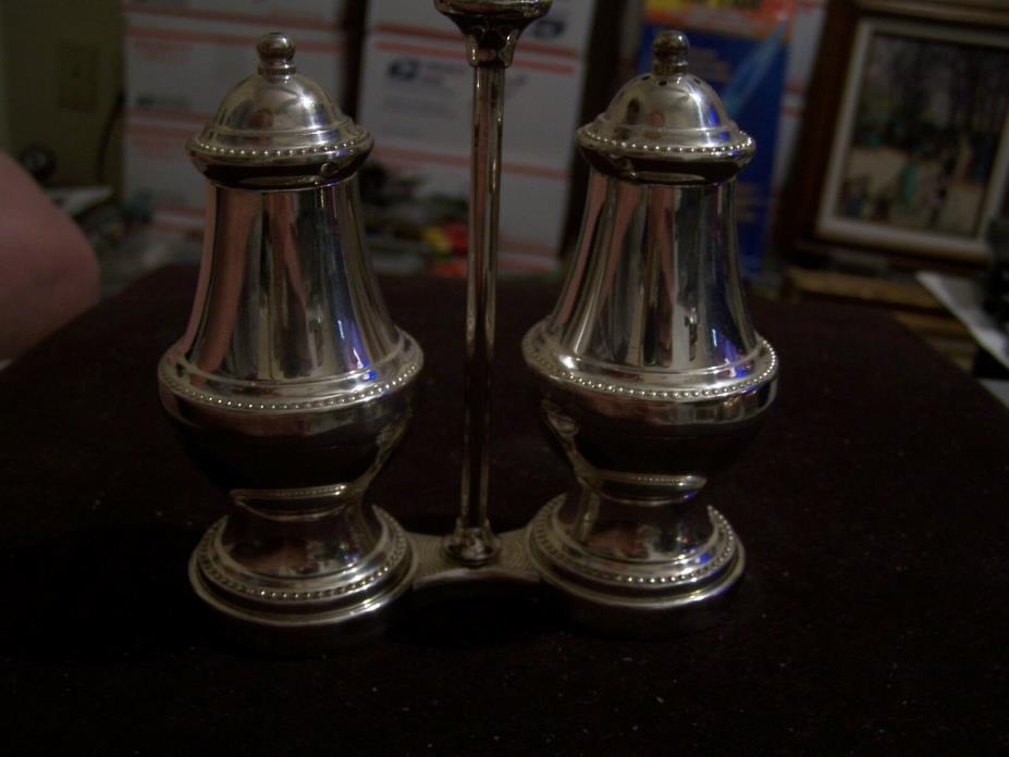 Classy Stylish Salt & Pepper Shakers Silverplate Excellent Condition Unique