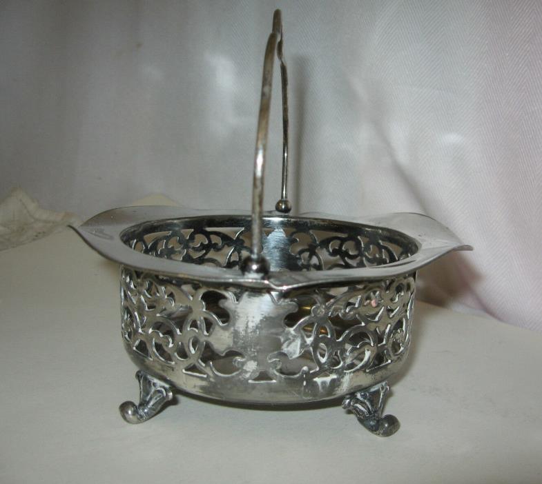 Antique DERBY SILVER CO. SILVER PLATE RETICULATED FOOTED BASKET