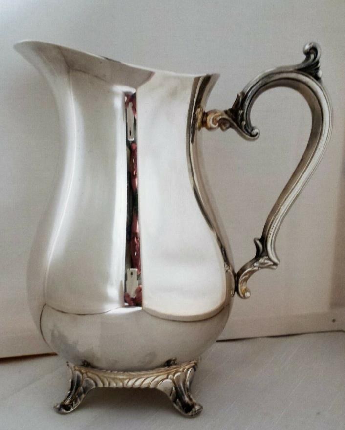 Wm ROGERS SILVERPLATE FOOTED WATER PITCHER w/ ICE LIP #817