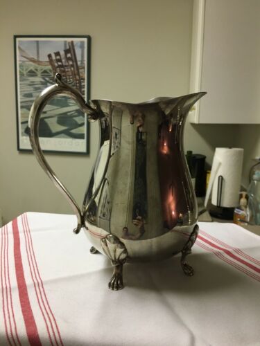 Vintage LEONARD Silverplate Footed Water Pitcher w/ Ice Lip 8 3/8