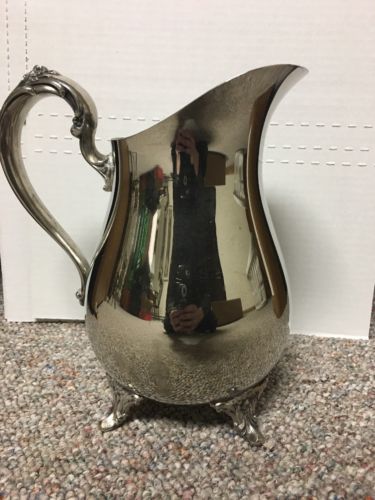 International Silver Company vintage SILVER-PLATE - WATER PITCHER + ice catcher