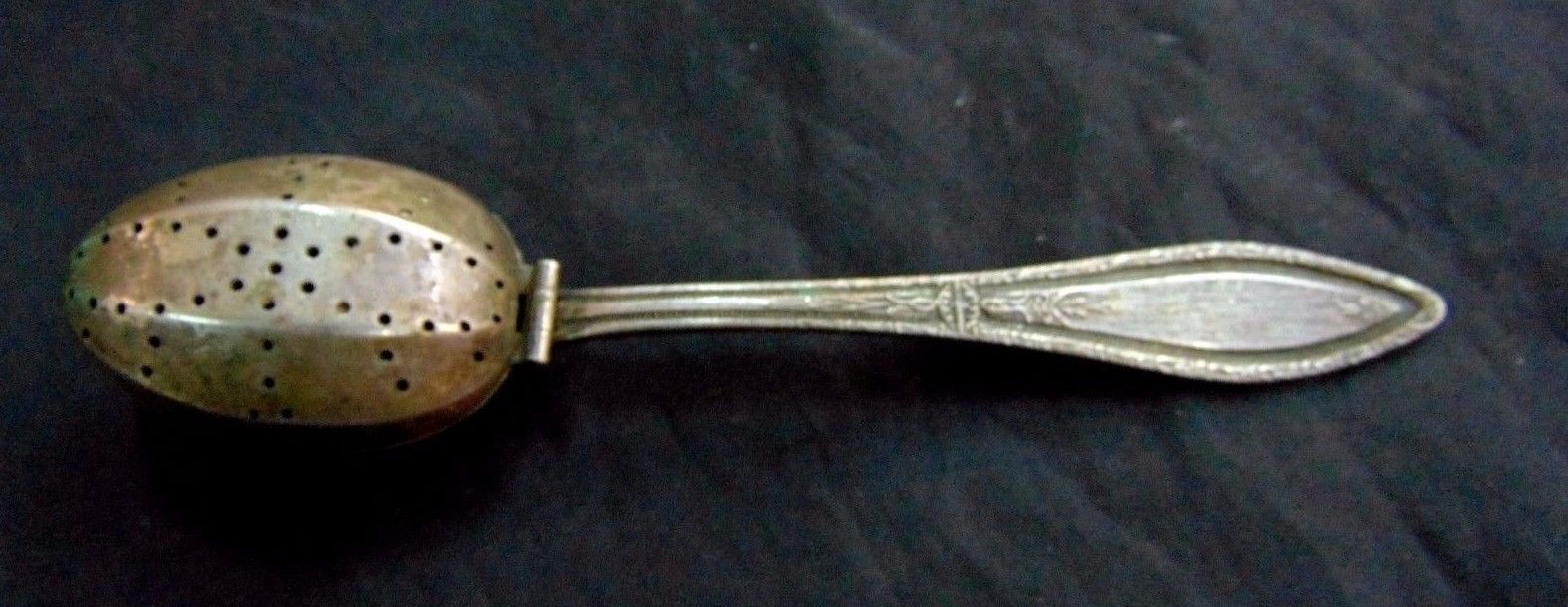 Vintage Rogers 1881 Silver Plate Coronet/Mystic Tea Holder-1926