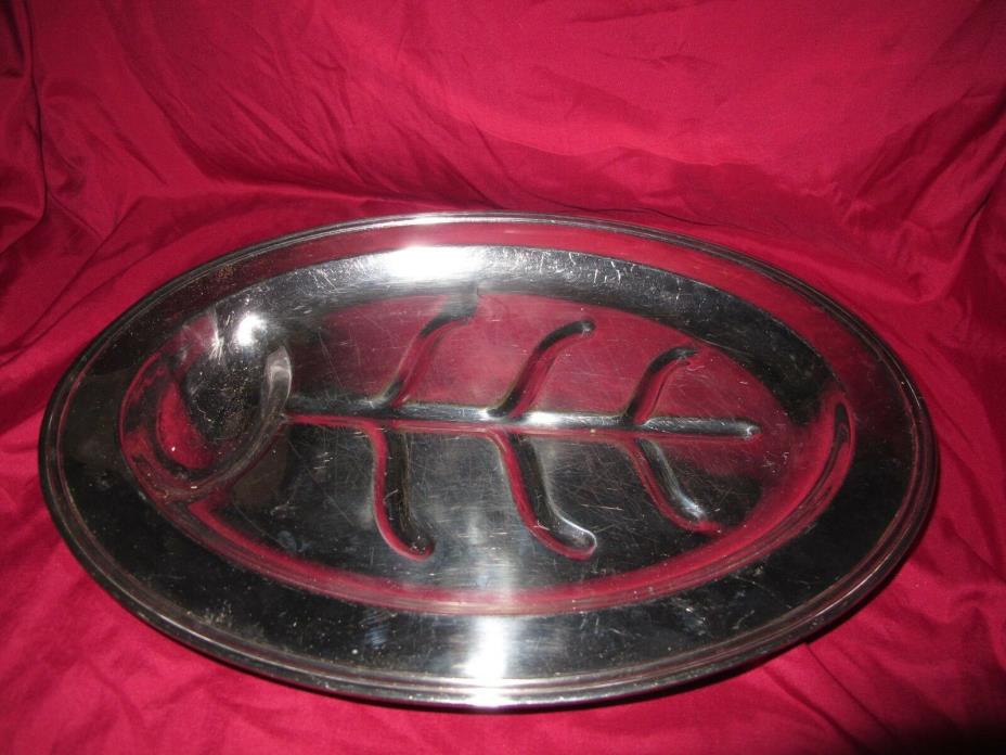 Vintage Middletown Silverplate Holloware Footed Meat Tray with well 16
