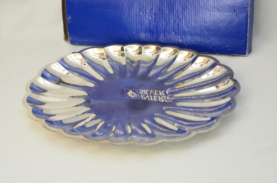 International Silver Company Silverplated Oval Serving Tray Scalloped #99110212