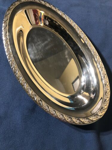 International Silver Oval Bread Tray 12.5 x 7 Absolutely Gorgeous