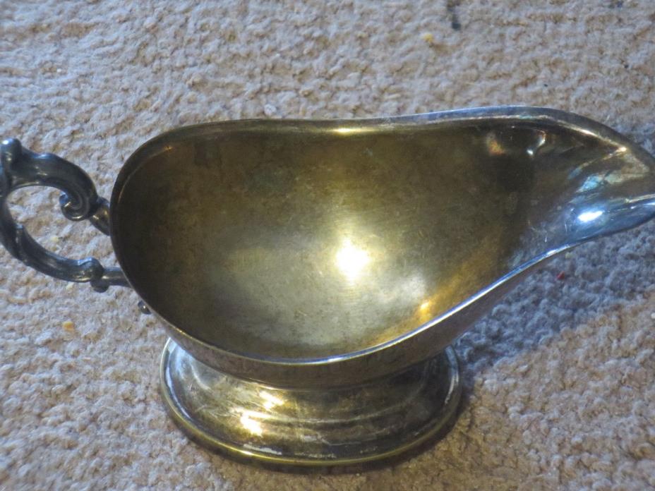 VINTAGE SHERIDAN SILVER PLATED GRAVY BOAT