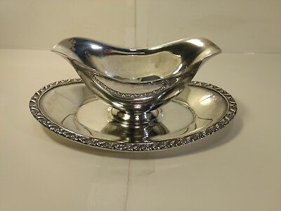 Wm Rogers Silverplate Double Sided Gravy Boat With Attached Underplate   hd1089
