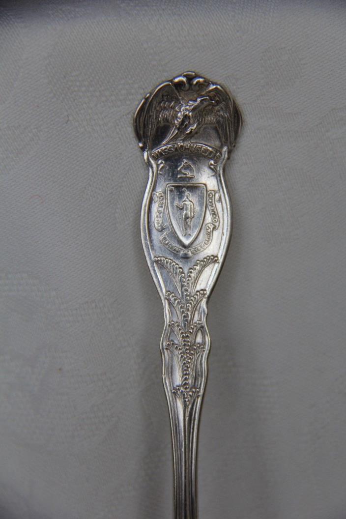 Wm Rogers & son AA  Massachusetts souvenir tea spoon