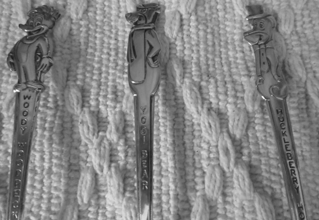 3 Silverplate Spoons Woody Woodpecker Yogi Bear Huckleberry Hound Excellent !