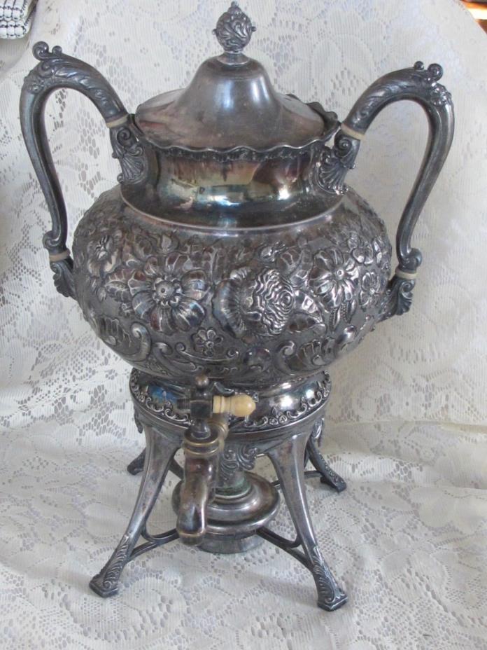 Estate Middletown Plate Quadruple Antique Silverplate Coffee Urn 1501 Repousse