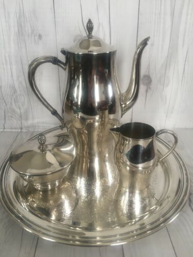 Vintage Oneida Silverplate Teaset With Tray