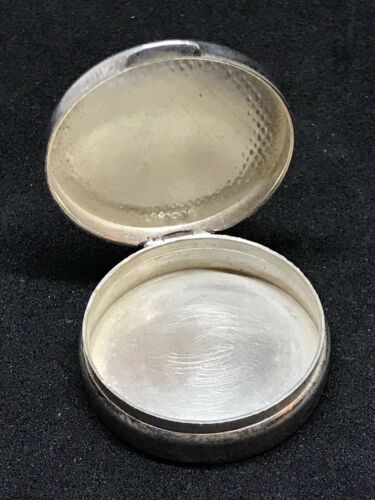 NICE ANTIQUE ART DECO SNUFF PILL ROUND BOX STERLING SILVER 925