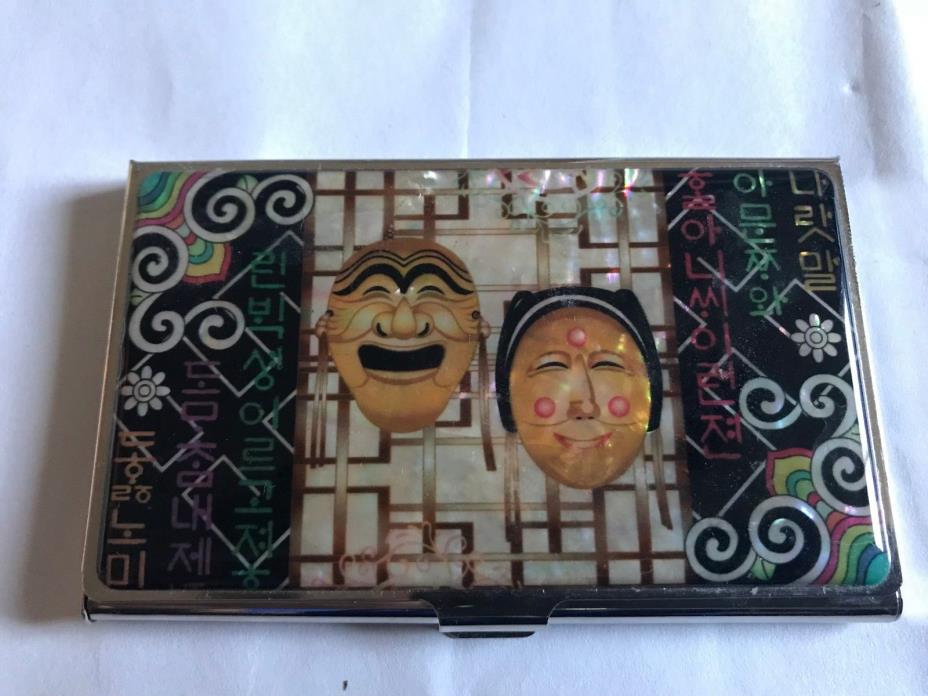 Vintage Faces Design Silver Toned Business Card Holder