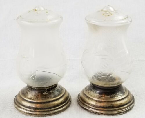 Quaker silver Sterling Silver Glass Salt And Pepper Shakers Vintage hurricane