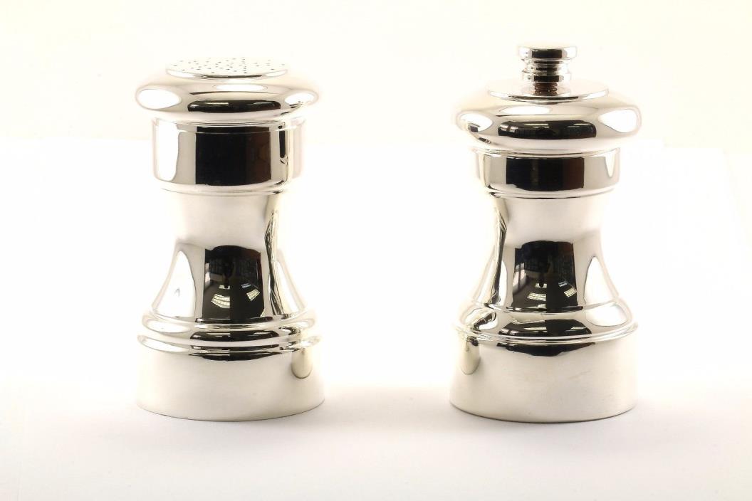 Vintage Tiffany & Co Salt and Pepper Shaker Set 925 Sterling FW 104-E