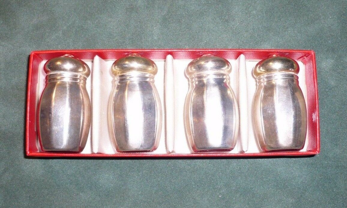 Frank M Whiting Sterling Silver Original Box Set Of 4 Individual Salt Shakers