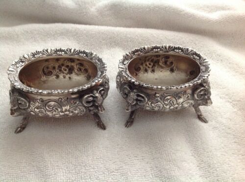 HOWARD & CO #60 STERLING SILVER REPOUSSE FOOTED RAMS HEADS OPEN SALTS 1903