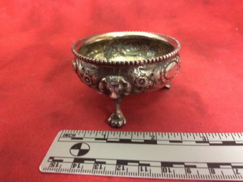VINTAGE ENGLISH SILVER SALT CELLAR Lion Footed Repousse