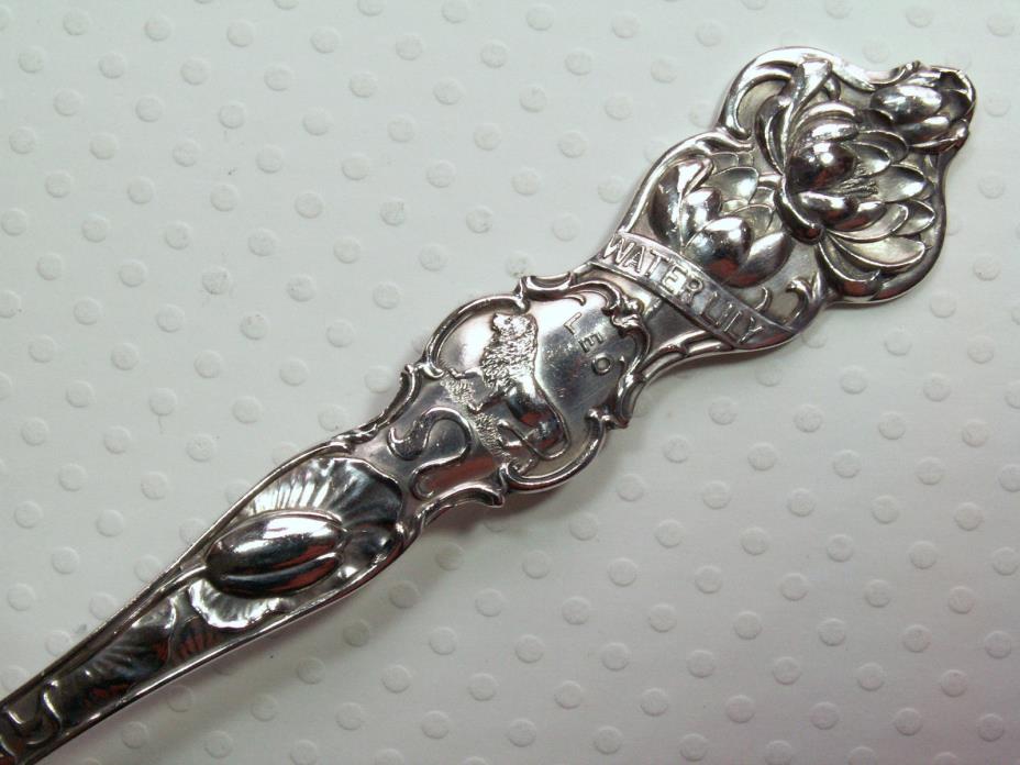 WALLACE ZODIAC STERLING SOUVENIR SPOON JULY LEO Waterlily Flower