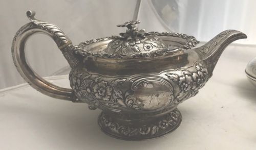 Repousse Tea Pot Sterling Silver Wm Elliot Georgian London