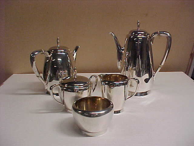 REED AND BARTON TOWN & COUNTRY 5 PIECE STERLING SILVER TEA/COFFEE SET
