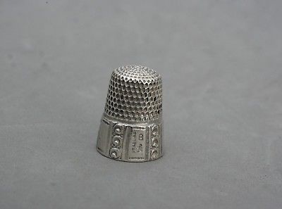 Thimble Sterling Silver Antique Anchor Hallmark 4.59 Grams Size 8 Pattern Skirt