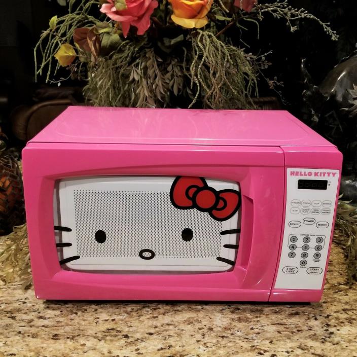 PINK Hello Kitty Countertop Microwave Oven Kitty Face Door MW-07009-01