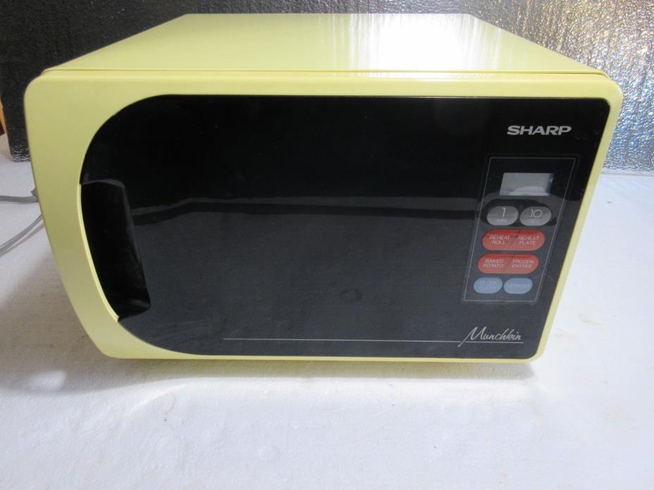 Vintage Yellow Sharp Munchkin Microwave 1987 R-3980Y Small  Apt. , College Dorm