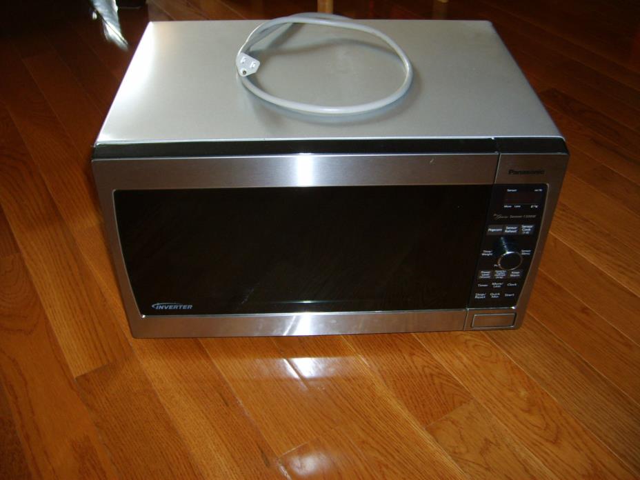 Panasonic NN-SD697S Microwave Inverter Oven for Repair/Parts, Local Pickup ONLY!