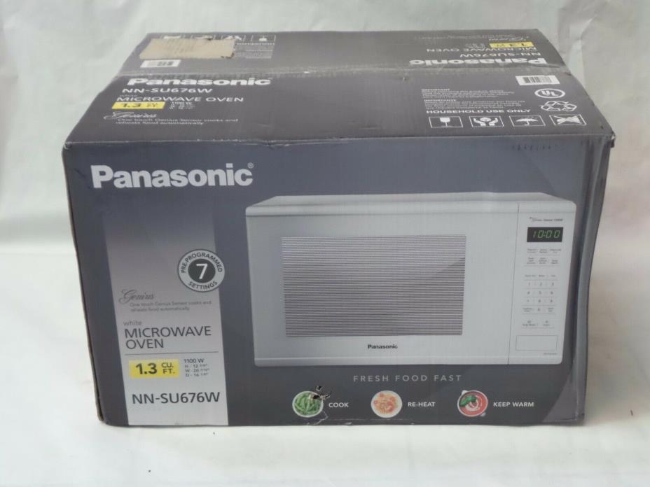 Panasonic NN-SU676W  - 1.3 Cu. Ft. Mid-Size 1100 Watts White Microwave