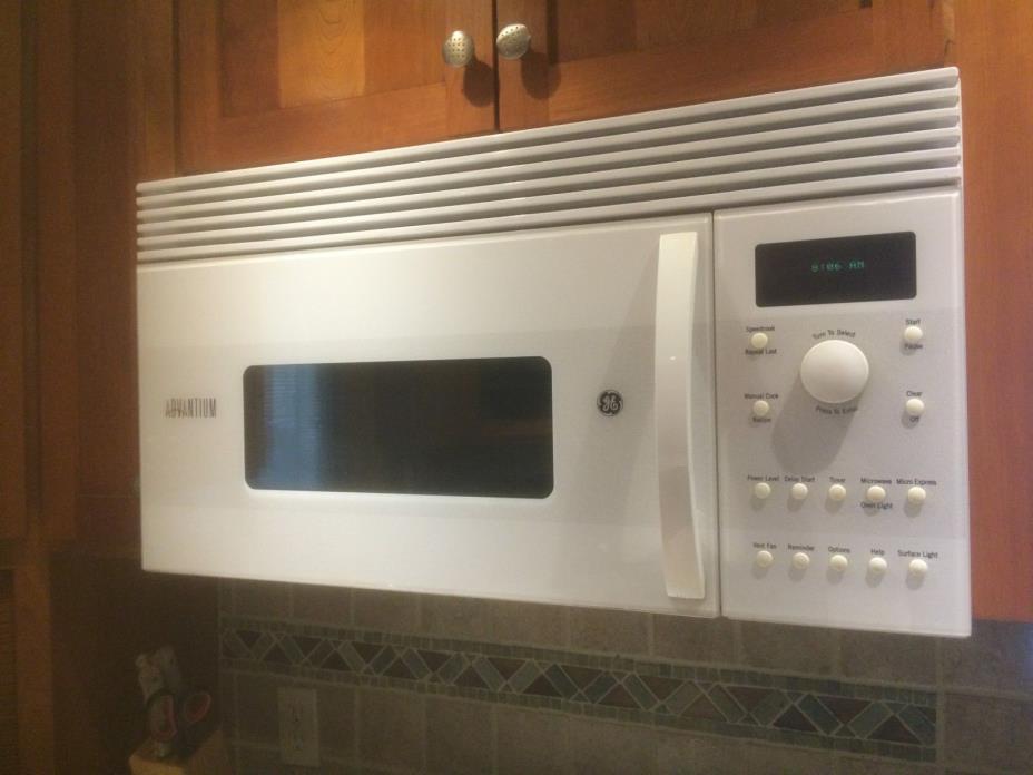 GE Advantium 1.3 Cubic Feet (Over-the-Range) Microwave/Oven (240V) - USED